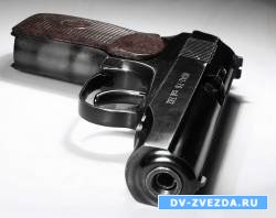 В Омске милиционер застрелил из табельного оружия свою девушку и таксиста