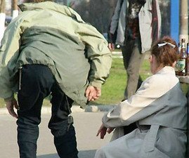Родная мать Артема Савельева часто «забывала» его у собутыльников