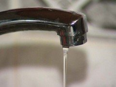 Специалисты Водоканала объясняют отключения ликвидацией аварии на водоводе по проспекту 100-летия Владивостока, 150