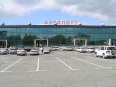 Сергей Дарькин проверил обеспечение безопасности в аэропорту Владивосток