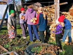 Приморские «тимуровцы» помогают жителям сел