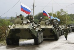 В армию планируют набрать почти 500 000 контрактников