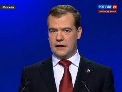 Медведев распорядился расследовать нарушения на выборах