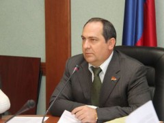 Джамбулат Текиев: \"При передаче военных городков люди не должны пострадать\"
