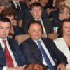 Елена Новицкая и Игорь Пушкарев вручили удостоверение Почетному жителю города