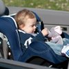 F"ur den Transport von Kindern ohne Autositze unvorsichtige Fahrer wird nun zahlen 3000 Rubel