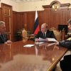 Viktor Ishayev su Sakhalin incontrare Vladimir Putin