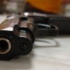 "Action Hero" mit einer Kettens"age Polizei beruhigte Kugeln