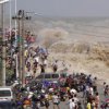 In China, on the border with Russia broke through the dam.