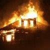 In Primorje, gesetzt der M"order das Haus in Brand zu vertuschen, die Massaker