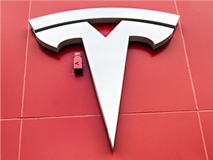  Tesla Motors       - 