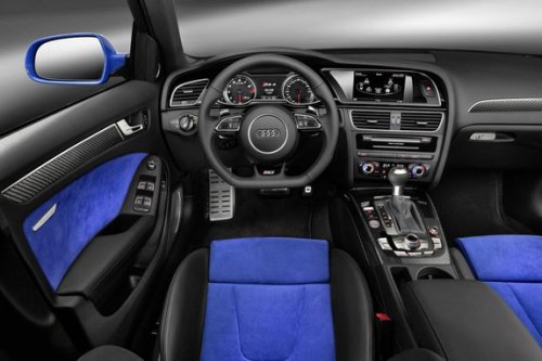 Audi    RS    RS4