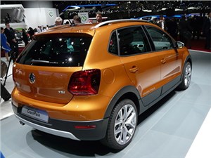 Volkswagen       Polo - 