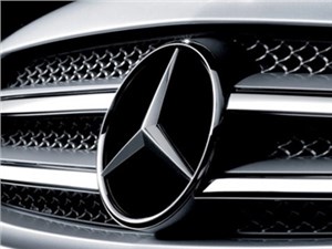  Mercedes-Benz  - 