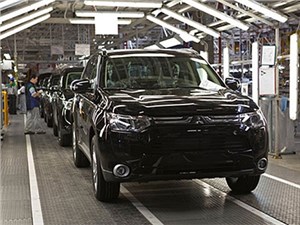 Mitsubishi сократит в два раза выпуск автомобилей на российском заводе в 2015 году