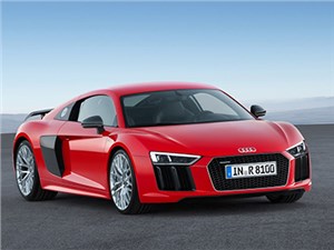 Audi R8 V10 Plus    - 
