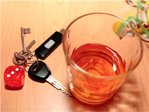Руководители российский автошкол предлагают давать пьяным водителям еще один шанс - автоновости