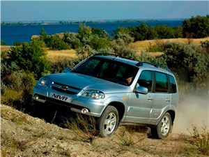 Объем производства внедорожников Chevrolet NIVA сократился на 24% - автоновости
