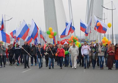 Приморские спортсмены приняли участие в Первомайском шествии Приморские спортсмены приняли участие в Первомайском шествии