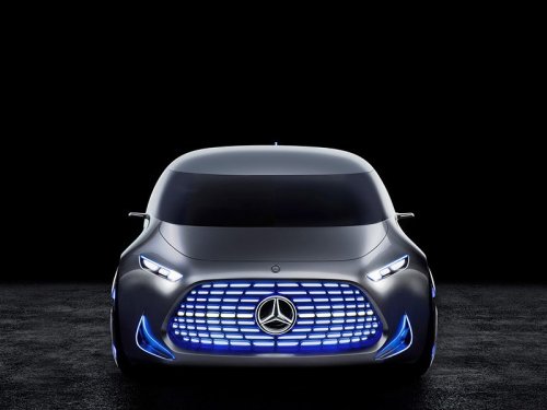 Mercedes-Benz        - 