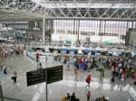 В августе аэропорт Сочи пропустит 800 тыс. пассажиров