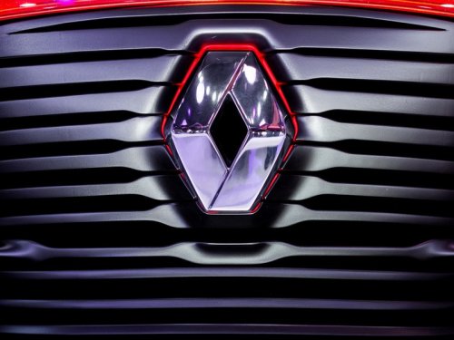 В июле продажи автомобилей Renault в России сократились - автоновости