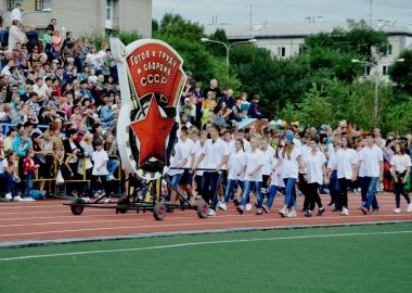 Грандиозный спортивный праздник объединил более 6 000 уссурийцев Грандиозный спортивный праздник объединил более 6 000 уссурийцев