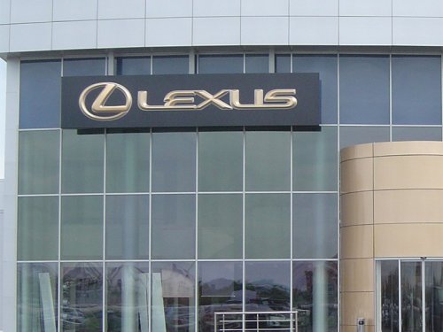       Lexus - 