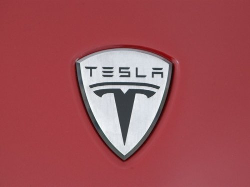  Tesla Motors   - 