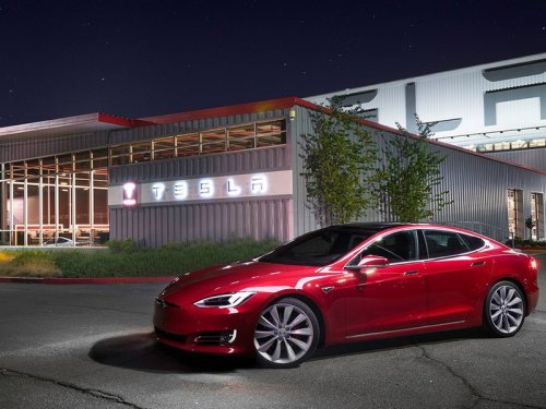 Tesla     Model S - 