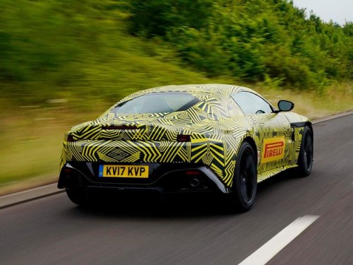 Aston Martin   Vantage - 