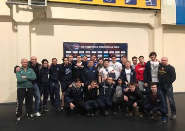 «Тайфун» завершил регулярный чемпионат МХЛ на выезде «Тайфун» завершил регулярный чемпионат МХЛ на выезде