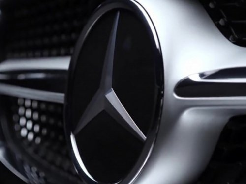 Mercedes-Benz     - 
