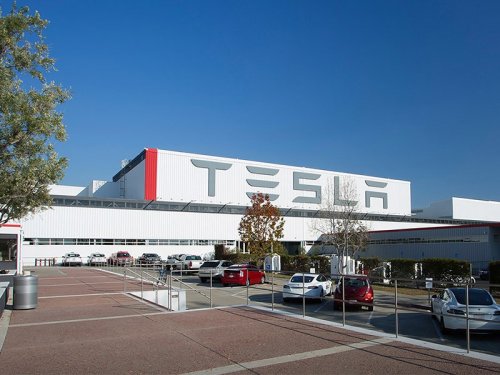   Tesla    - 