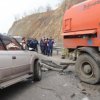 Vladivostok jeep crashed into a sweeper, a passenger died