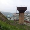 Attivisti sociali Vladivostok organizzare bene su una collina propria Burachek