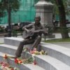 Igor Pushkarev im Radio, "Lemma", "Our favorite Denkmal f"ur Vysotsky vermittelt das Bild einer S"angerin"