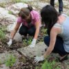 Activa la juventud Primorie vino a limpiar el cementerio marino