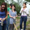 Activa la juventud Primorie vino a limpiar el cementerio marino