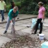 Activa la juventud Primorie vino a limpiar el cementerio marino