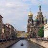 San Pietroburgo persone riunite per l'Estremo Oriente 35 tonnellate di aiuti umanitari