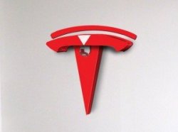   Tesla    - Apple