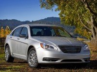 Chrysler 200 новой генерации замечен на съемках рекламы