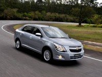 Бюджетный седан Chevrolet Cobalt чуть поднялся в цене