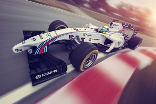 Williams представила официальную раскраску своей машины в цветах Martini