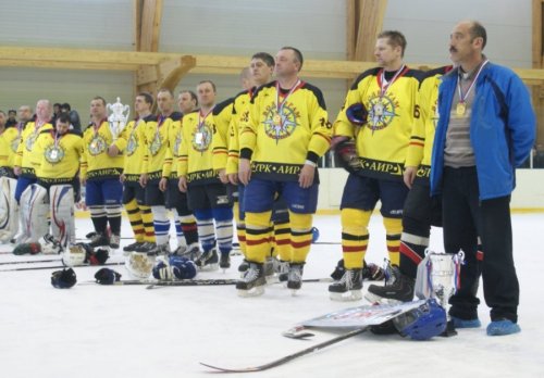 «Вольфрам» выиграл чемпионат Приморья по хоккею