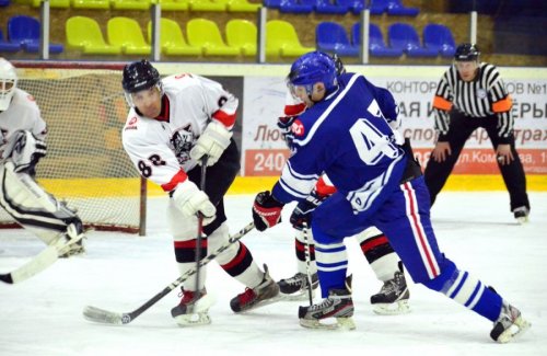 Обзор игр второй недели открытого чемпионата Владивостока по хоккею