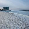 Японское море во Владивостоке сковал прочный лёд