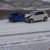Два водителя пострадали при лобовом столкновении авто на скользкой дороге в Приморье