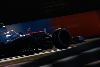  McLaren        